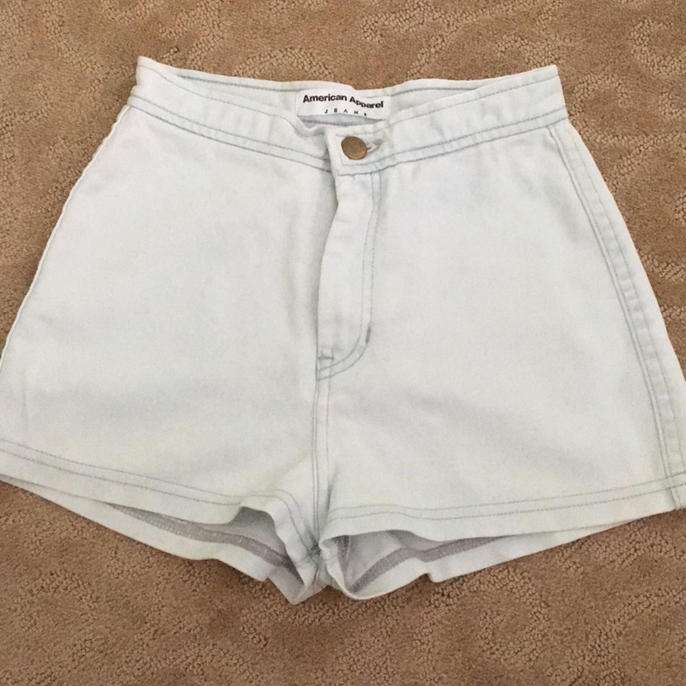 AMERICAN APPAREL EASY JEAN LIGHT WASH SHORTS